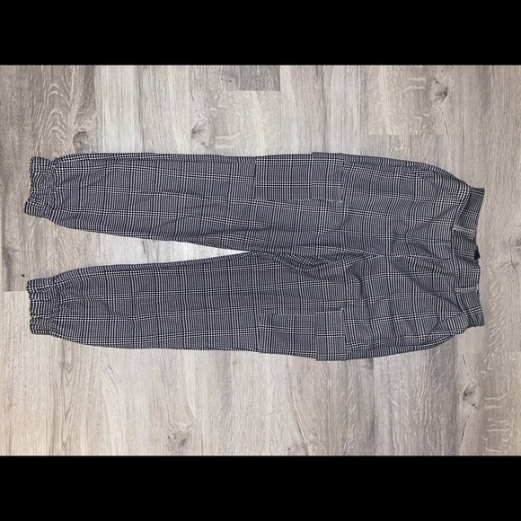 poshmark pants - Picture 2 of 3